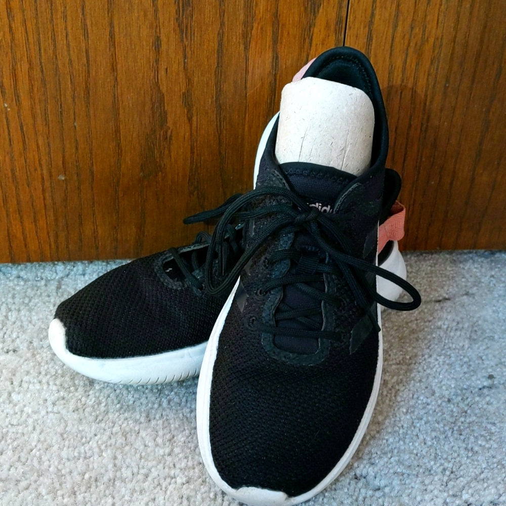 Adidas tennis shoes